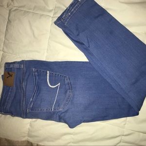 American Eagle “super super stretch” jeans.